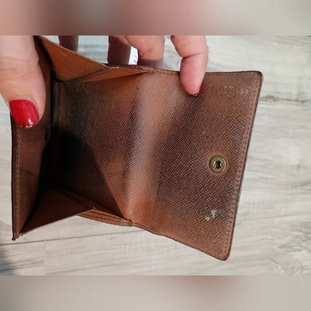 Authentic Louis Vuitton Monogram Portefeiulle Elise Trifold Wallet
